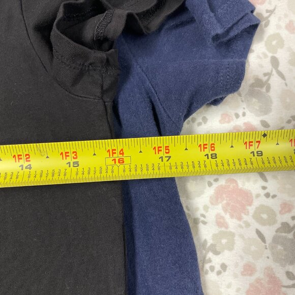 Bundle of 2 Basic T-Shirts - Women's Small SIzes - GUC - Picture 4 of 14